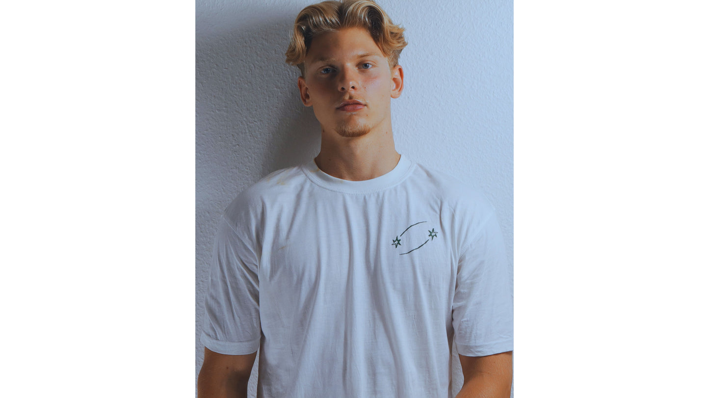 t- shirt white/military